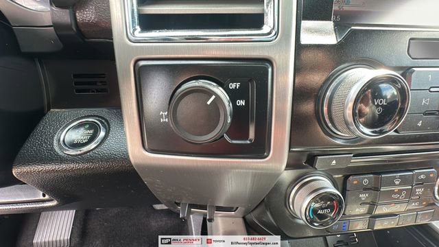 Used 2015 Ford F150 Platinum w/ Equipment Group 701A Luxury image 21