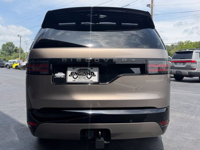 Used 2024 Land Rover Discovery Dynamic SE AWD/4WD image 26