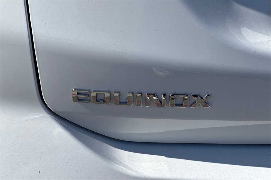 Used 2020 Chevrolet Equinox LS image 32