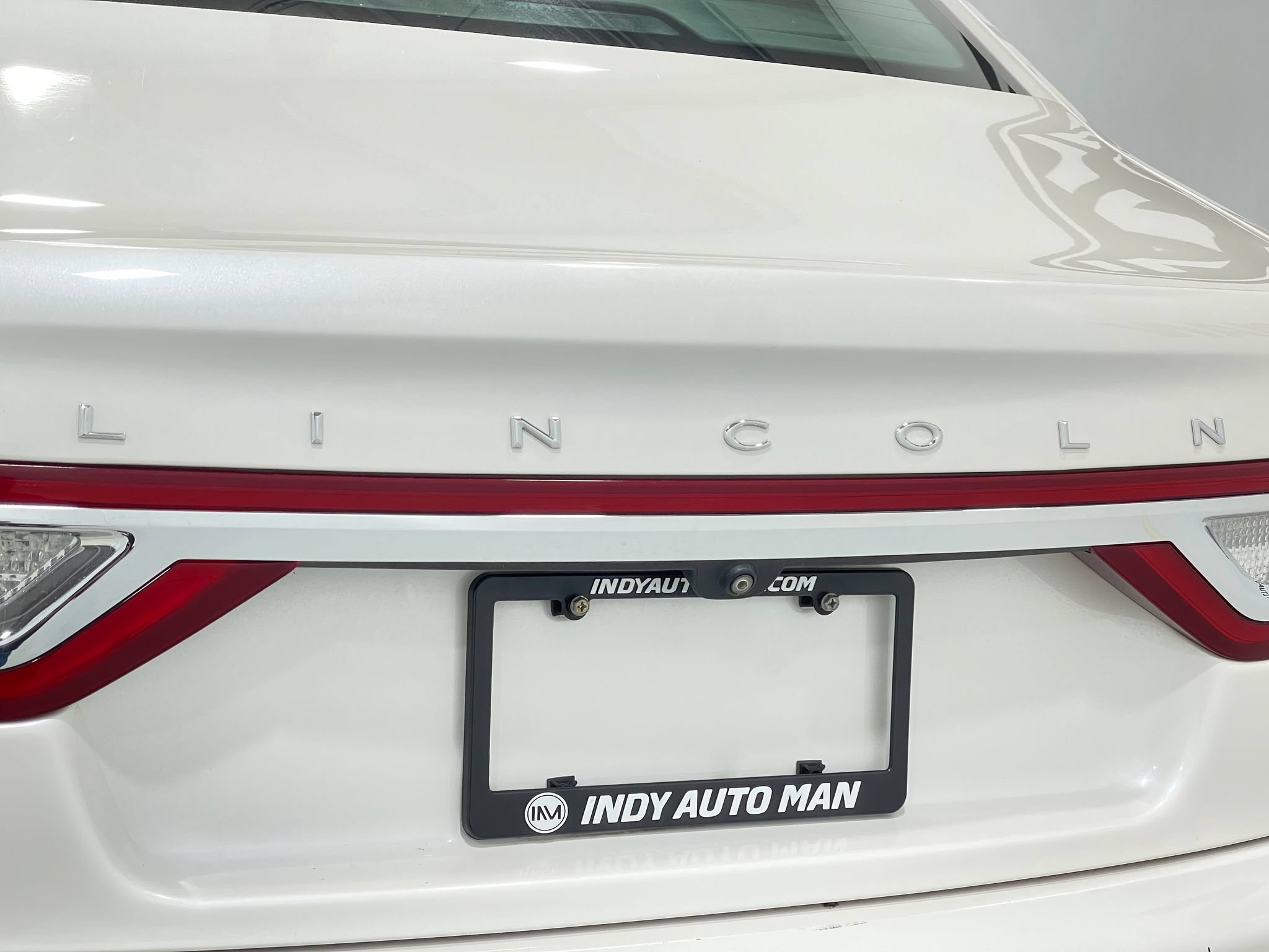 Used 2018 Lincoln Continental Select w/ Continental Climate Package AWD/4WD image 39
