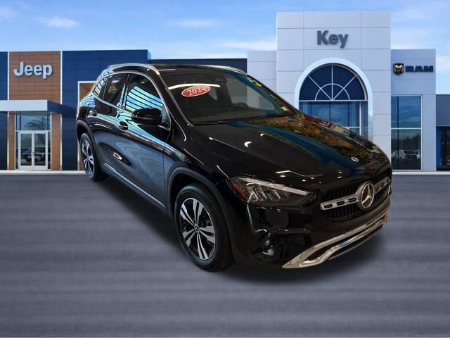 Used 2024 Mercedes-Benz GLA 250 4MATIC image 9