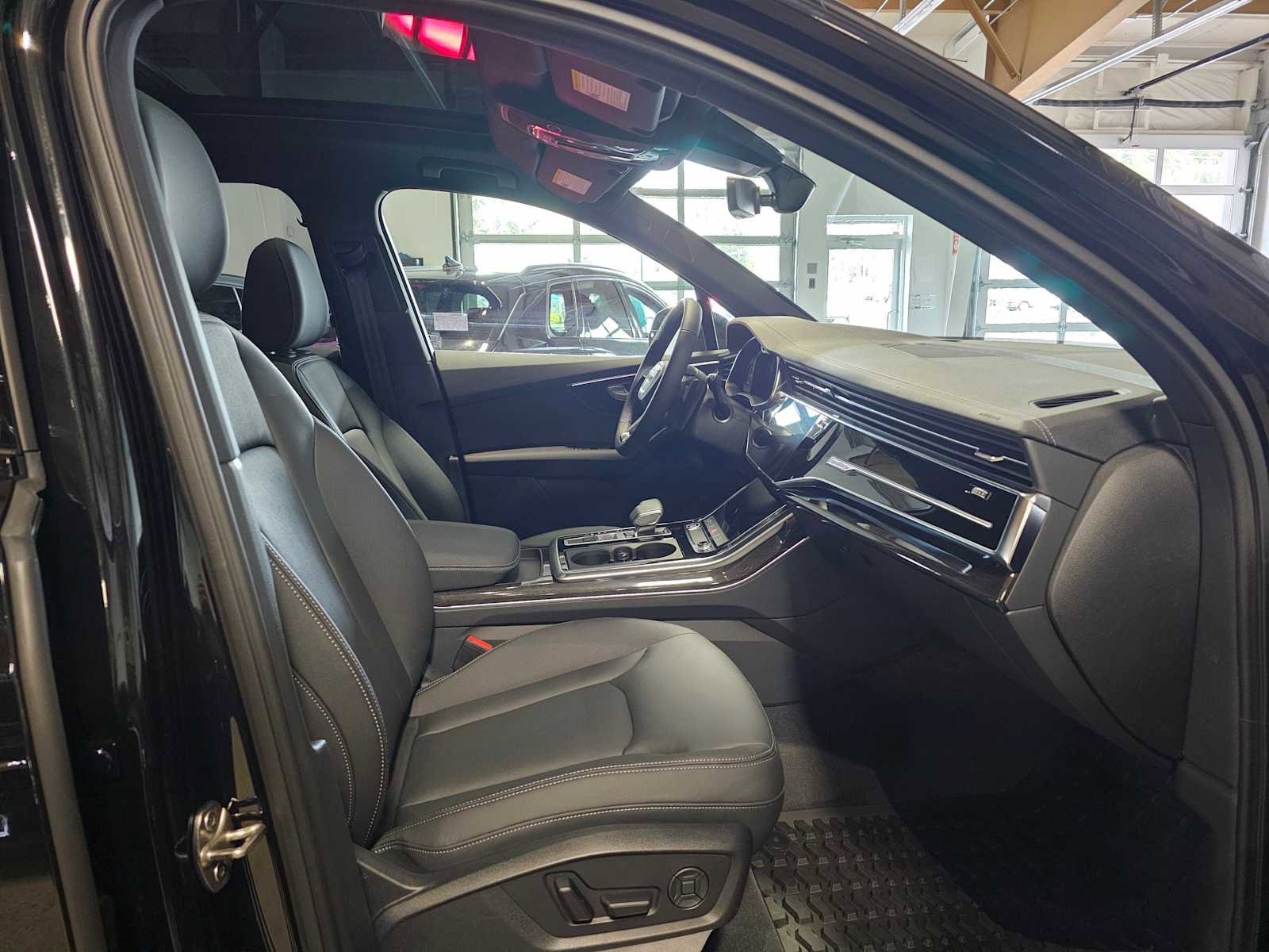 New 2026 Audi Q7 2.0T Premium image 10