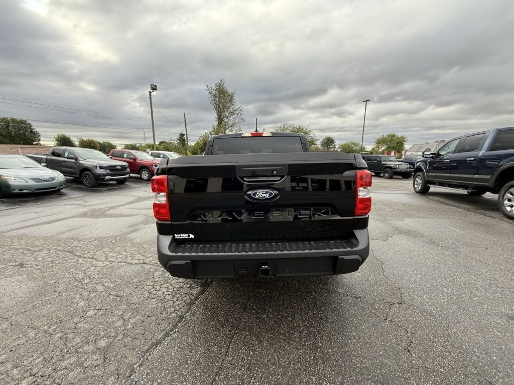 New 2025 Ford Maverick XLT image 5