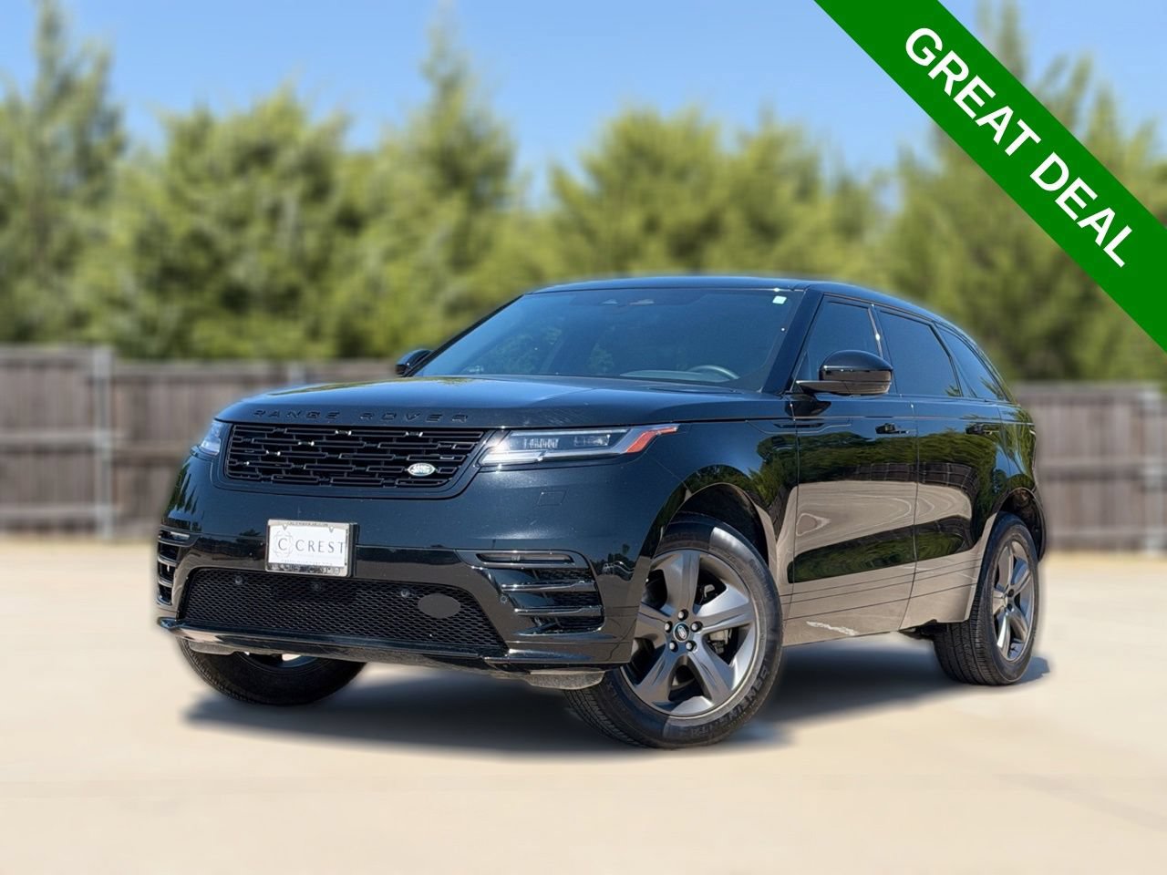Used 2025 Land Rover Range Rover Velar Dynamic SE AWD/4WD image 2