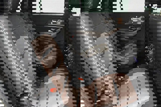 Used 2022 Mercedes-Benz GLS 63 AMG 4MATIC image 19