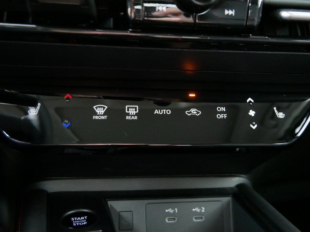 New 2027 Nissan Kicks SR AWD/4WD image 28