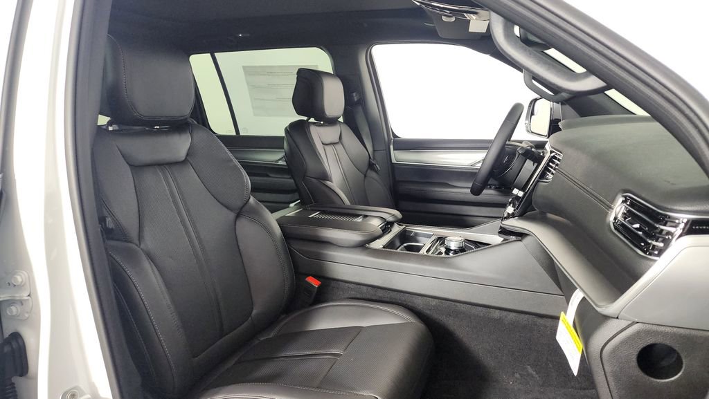 New 2025 Jeep Wagoneer Series II image 37