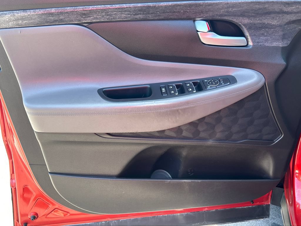 Used 2019 Hyundai Santa Fe SE AWD/4WD image 18
