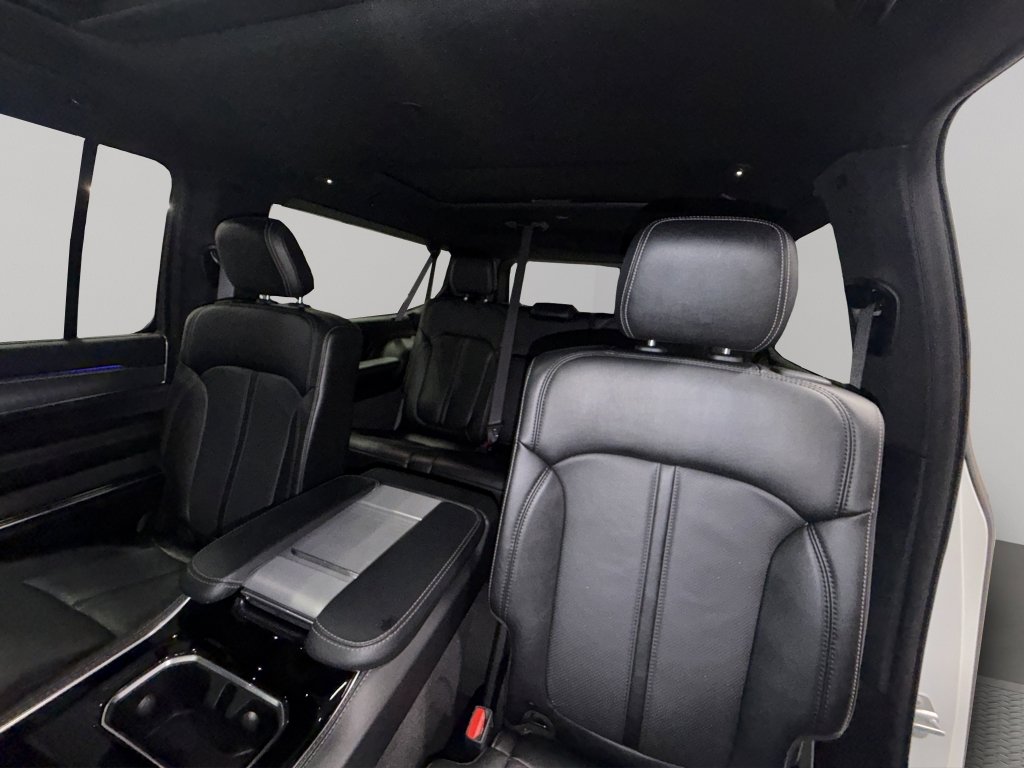 Used 2023 Jeep Grand Wagoneer L 4WD image 28