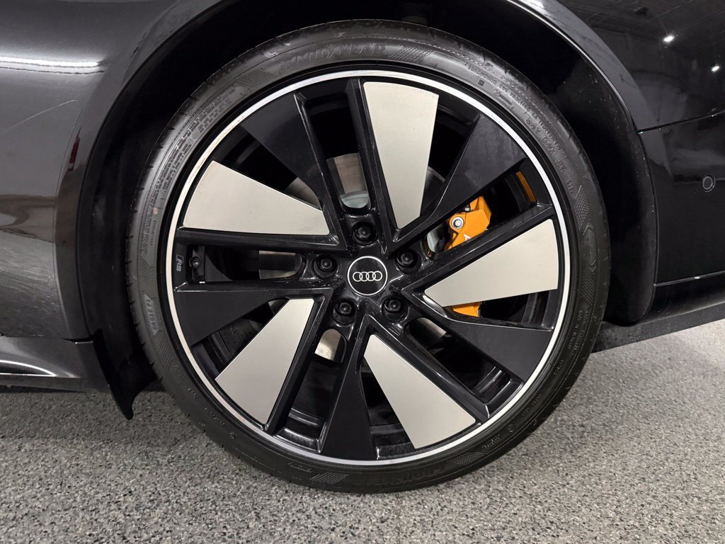 Used 2022 Audi RS e-tron GT w/ Carbon Performance Package AWD/4WD image 14