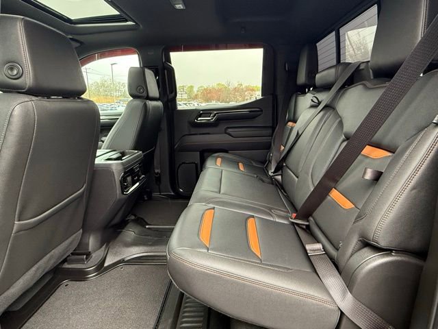 Used 2024 GMC Sierra 1500 AT4 w/ Technology Package image 15