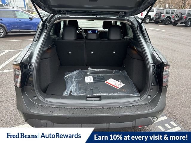 New 2026 Nissan Kicks SR w/ Cold Weather Package image 10