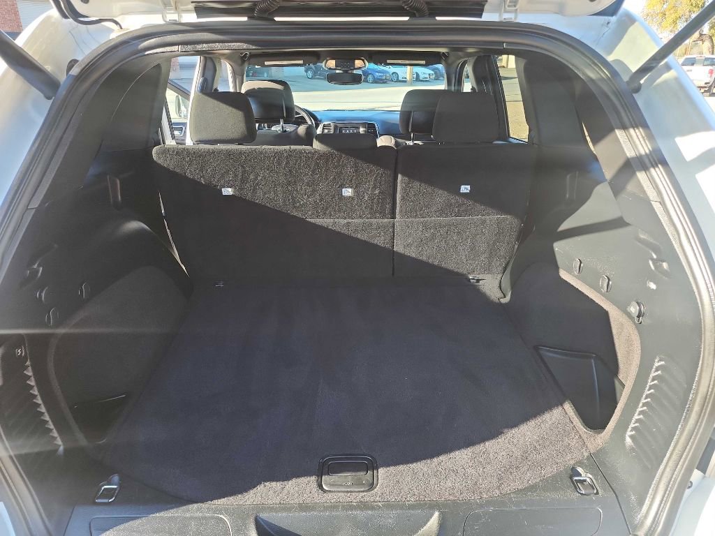 Used 2018 Jeep Grand Cherokee Laredo image 30