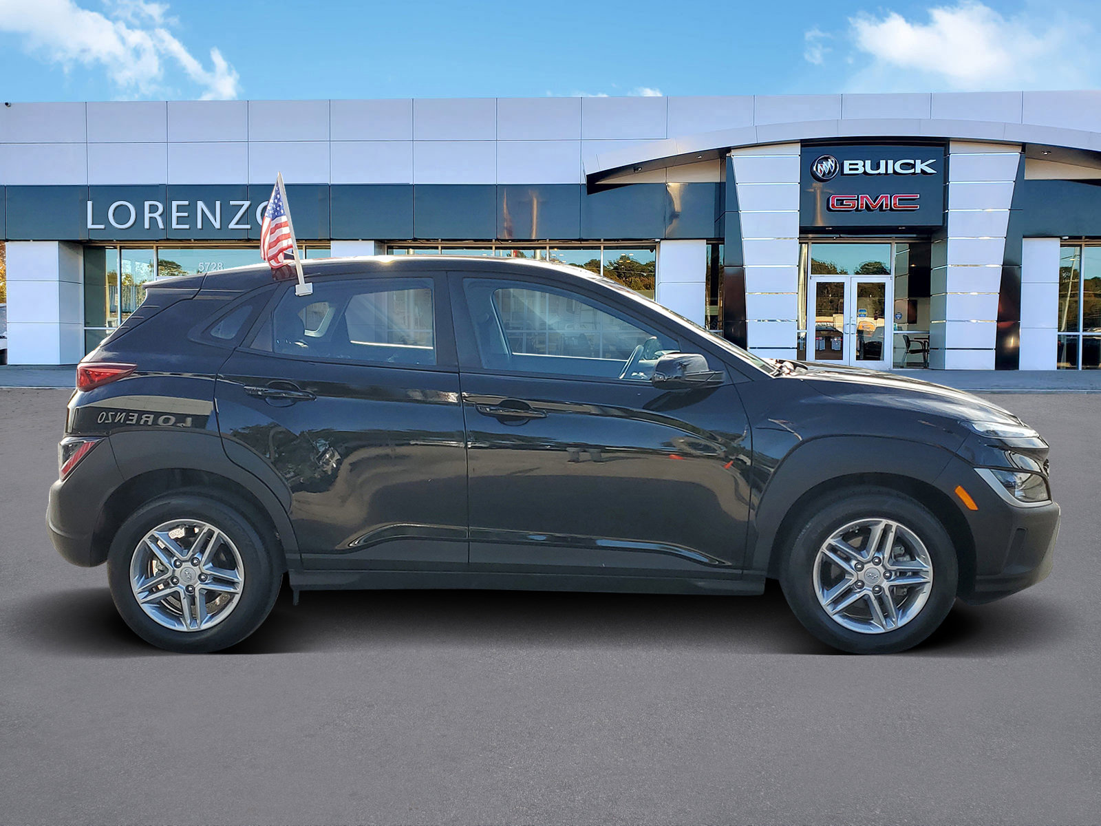 Used 2023 Hyundai Kona SE w/ Cargo Package image 4