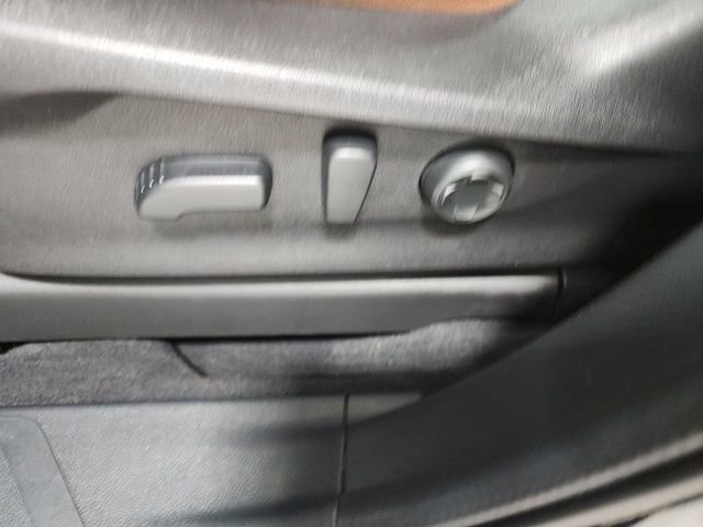 Used 2023 Subaru Ascent Touring image 25