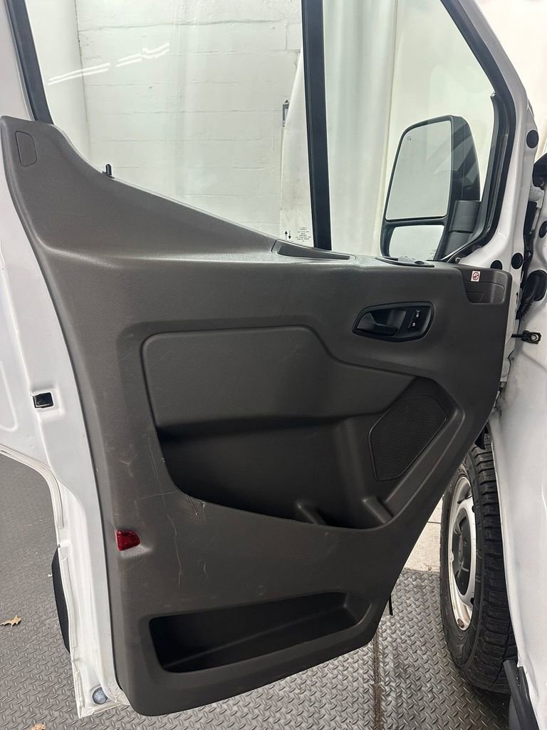 Used 2020 Ford Transit 250 Low Roof image 8