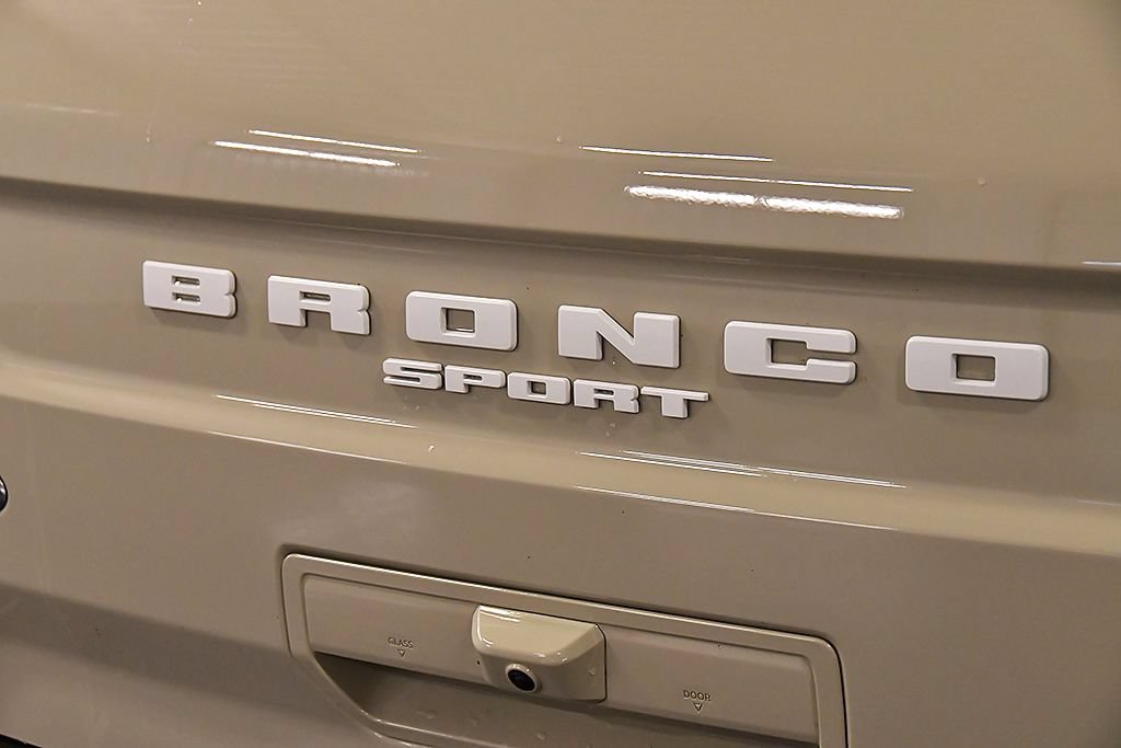 Used 2025 Ford Bronco Sport Outer Banks w/ Outer Banks Tech Package+ AWD/4WD image 11