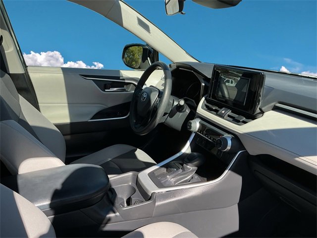 Used 2019 Toyota RAV4 XLE image 14