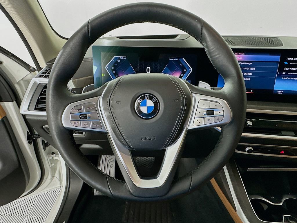 Used 2023 BMW X7 xDrive40i w/ Premium Package image 20