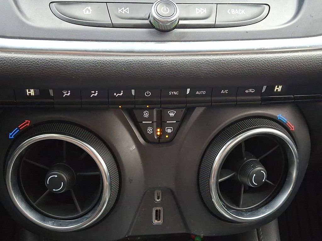 Used 2021 Chevrolet Blazer LT w/ LPO, Black Accent Package image 12