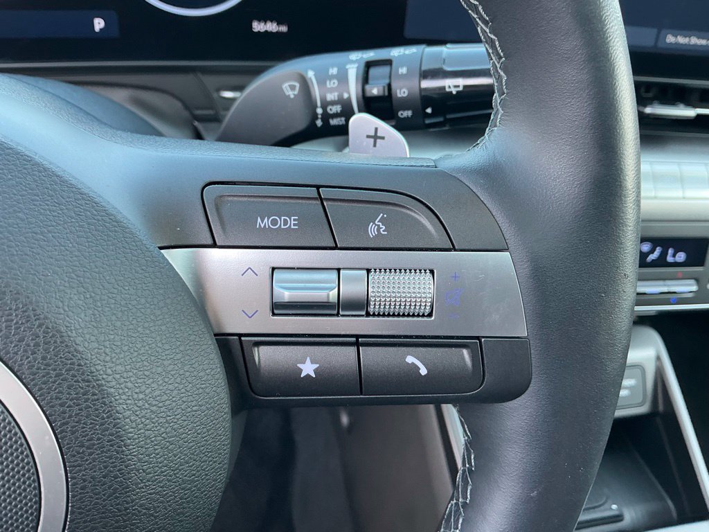 Certified 2025 Hyundai Kona Limited AWD/4WD image 21