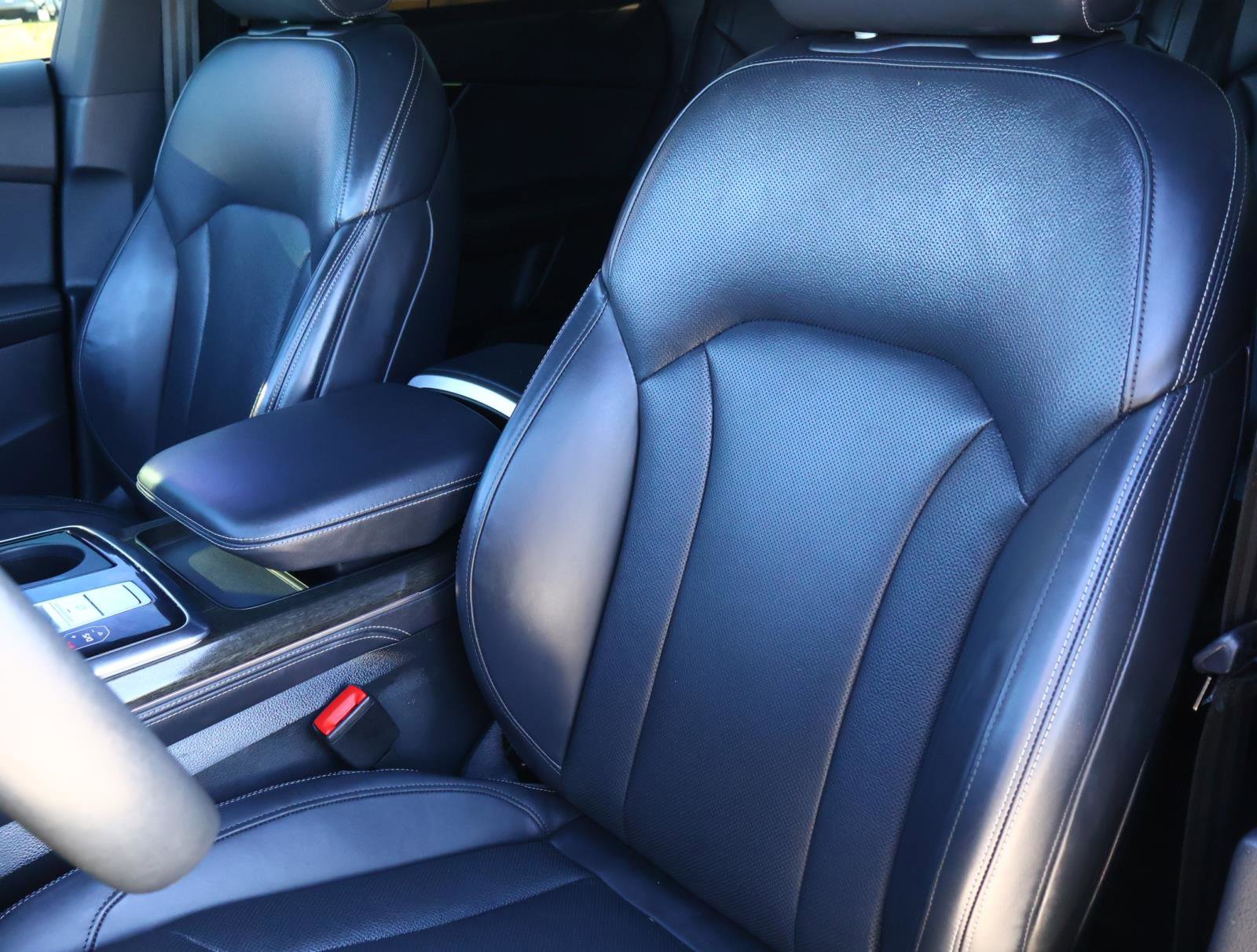 Used 2024 Audi Q8 Prestige w/ Prestige Package image 16