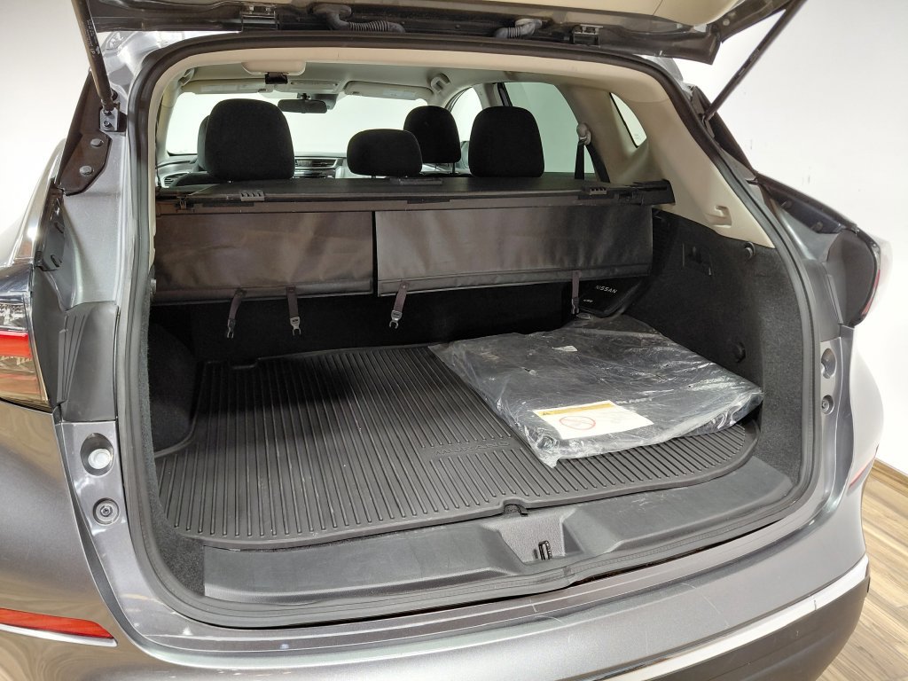 Used 2022 Nissan Murano S AWD/4WD image 40