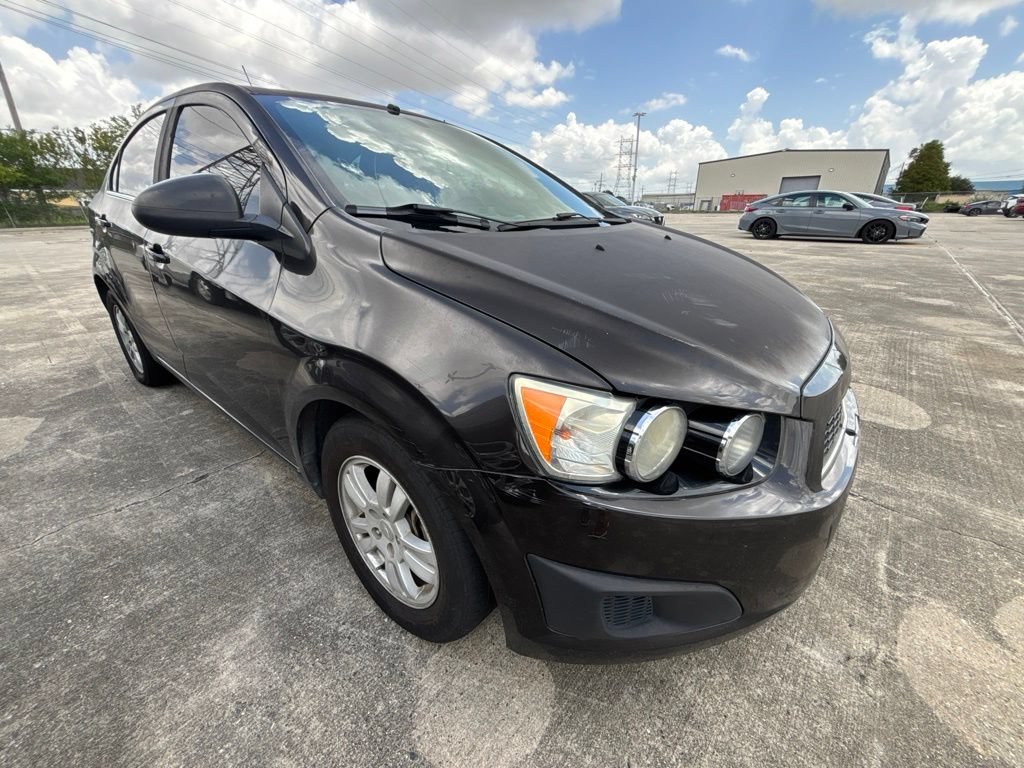 Used 2016 Chevrolet Sonic LT FWD image 5