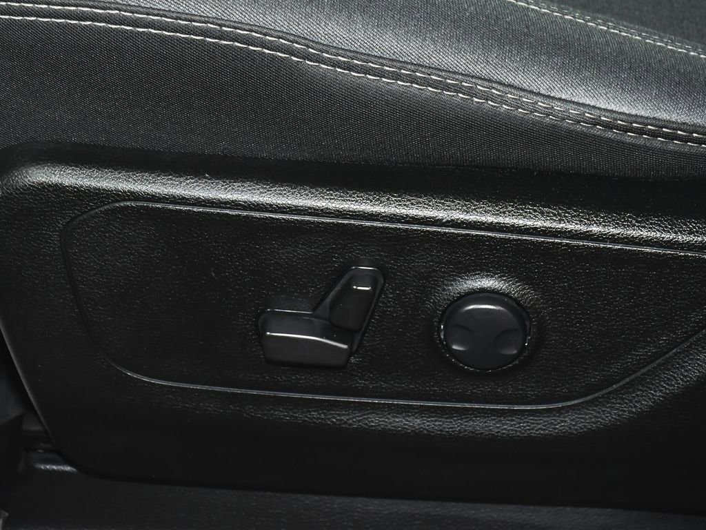Used 2023 RAM 1500 Big Horn AWD/4WD image 39