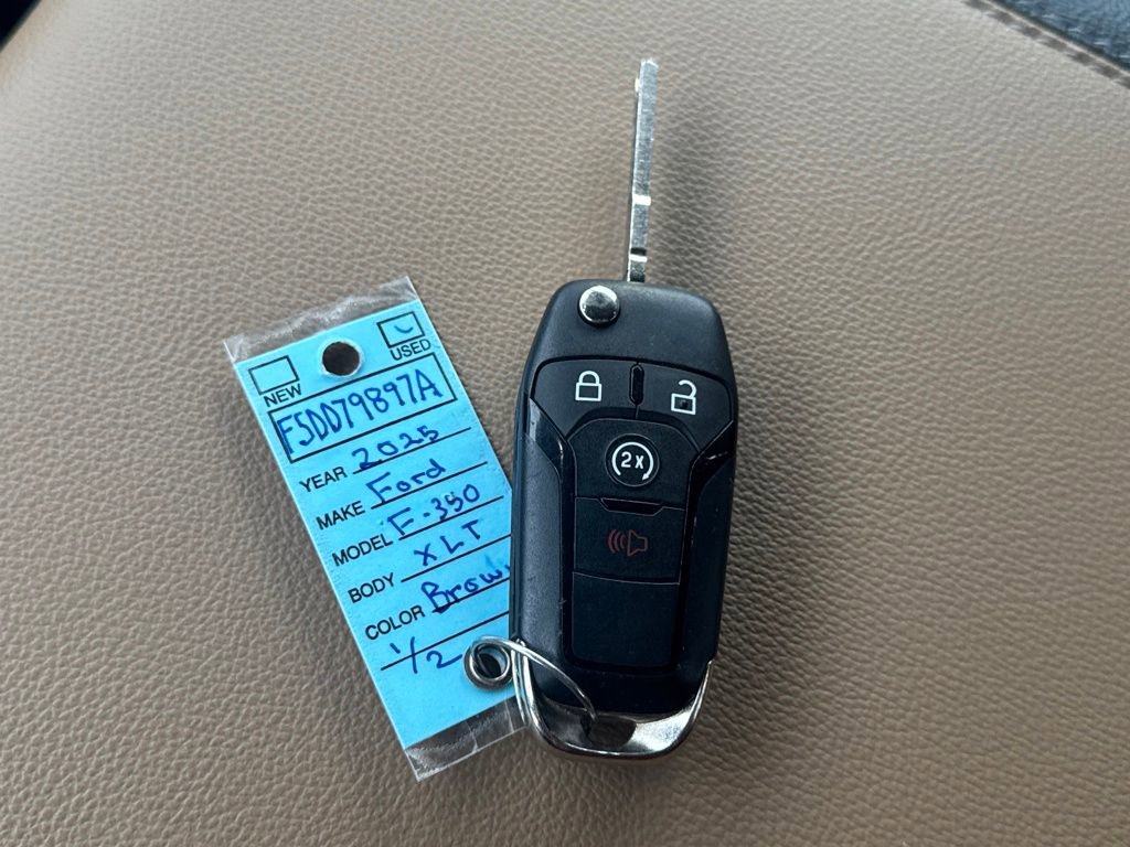 Used 2025 Ford F350 XLT image 49
