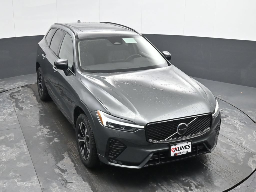 New 2026 Volvo XC60 B5 Core w/ Protection Package Premier AWD/4WD image 33