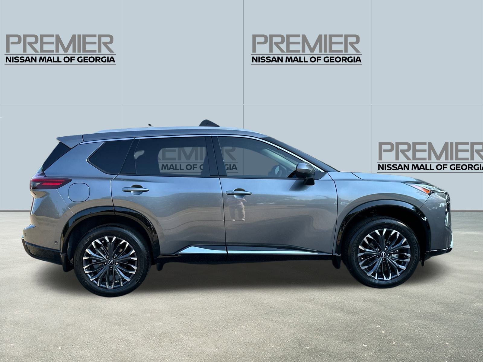 New 2026 Nissan Rogue Platinum w/ Platinum Premium Package image 4