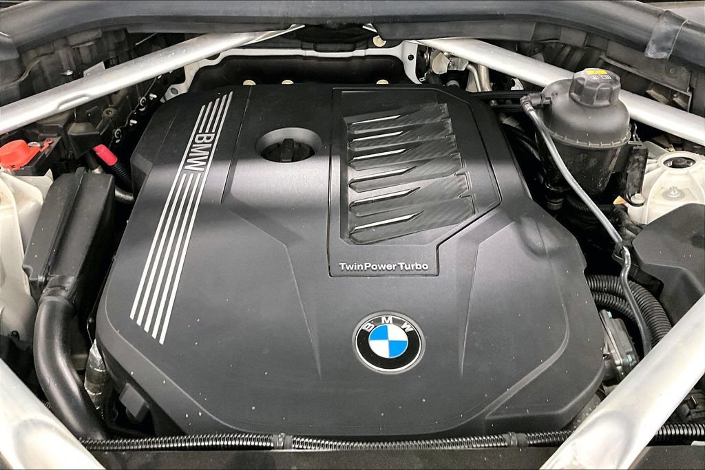 Used 2020 BMW X5 xDrive40i w/ Premium Package AWD/4WD image 9