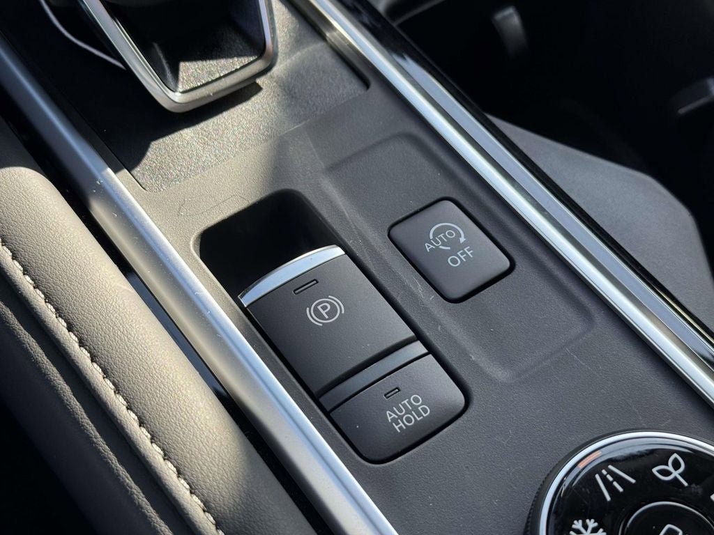 New 2026 Nissan Pathfinder SV AWD/4WD image 15