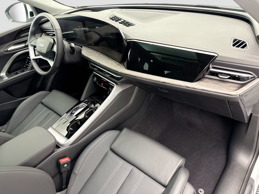 Used 2025 Audi Q5 Premium Plus AWD/4WD image 18