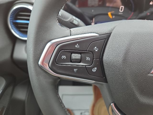 New 2026 Chevrolet Trax LT w/ Driver Confidence Package FWD image 7
