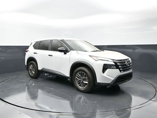 Certified 2025 Nissan Rogue S image 1