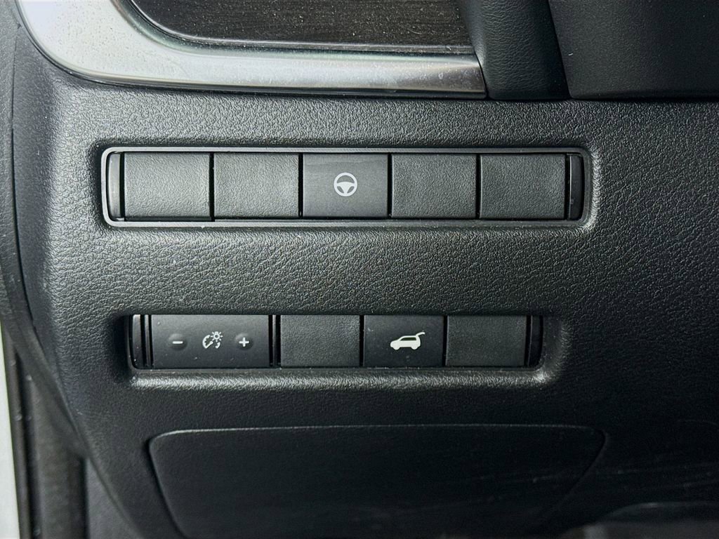 Used 2021 Nissan Rogue SL w/ Premium Package image 10