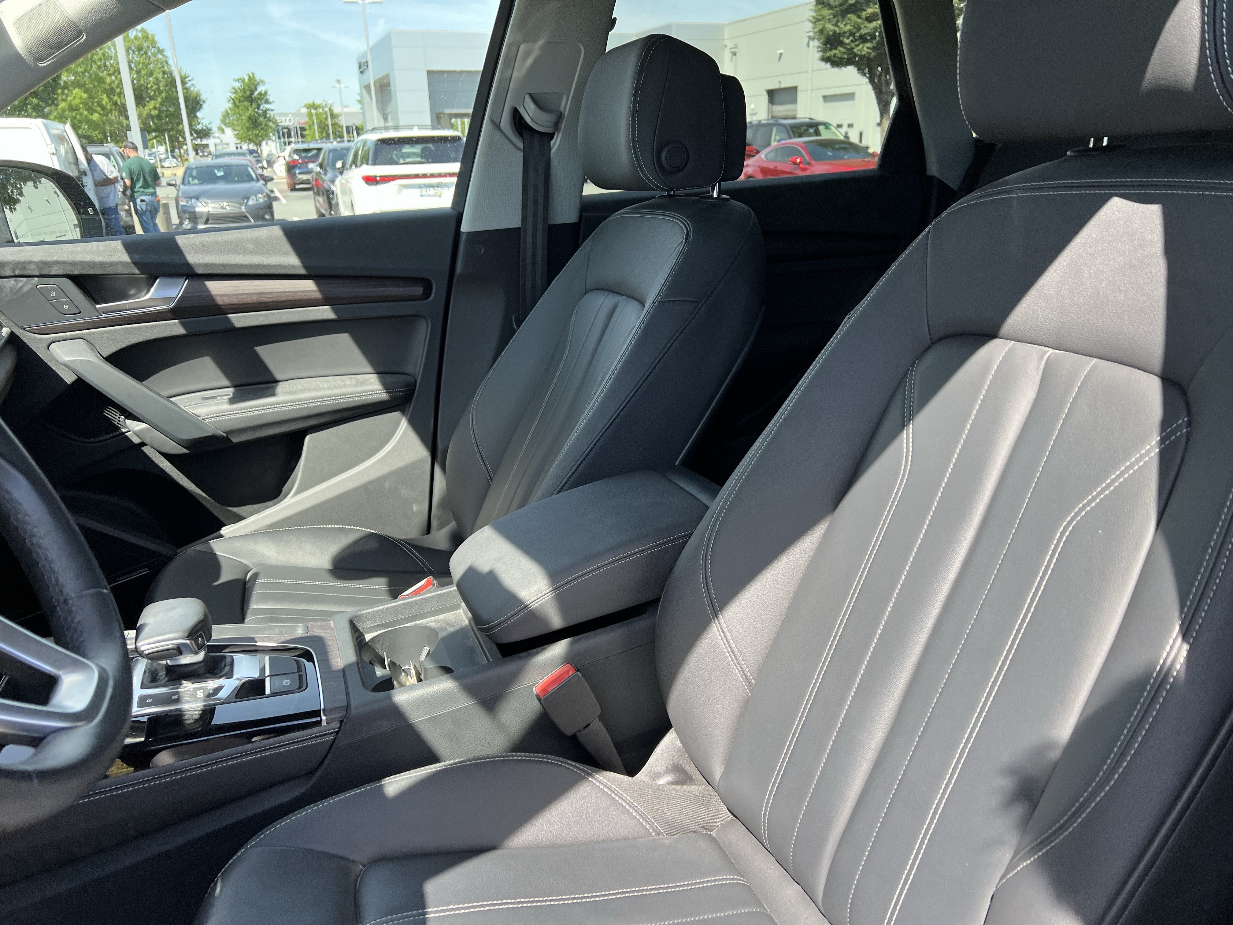 Used 2023 Audi Q5 2.0T Premium Plus w/ Premium Plus Package AWD/4WD image 16