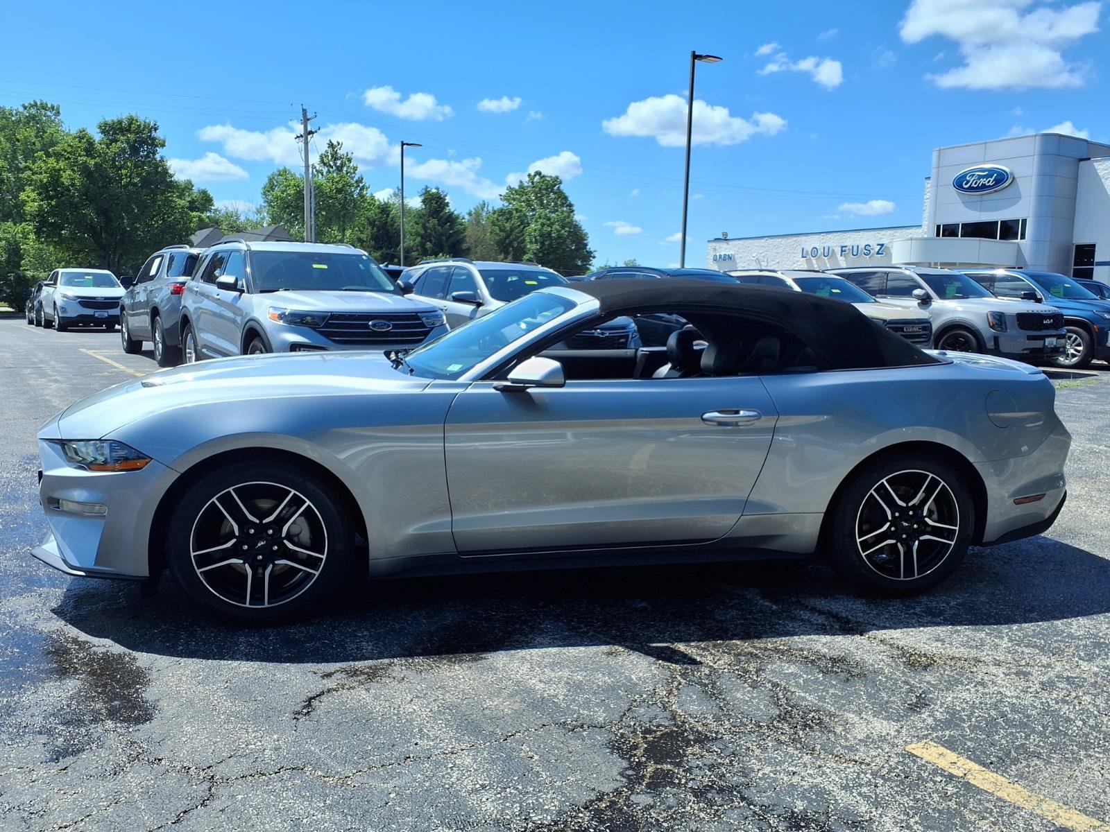 Used 2023 Ford Mustang Premium RWD image 23