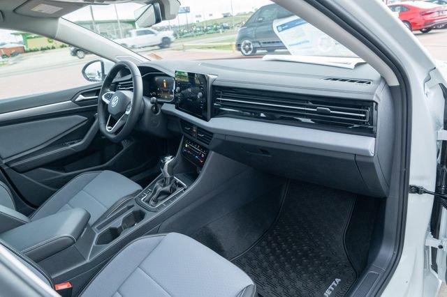 New 2026 Volkswagen Jetta SE image 36