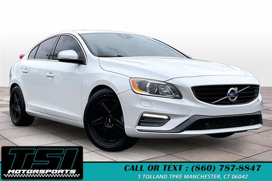 Used 2016 Volvo S60 T6 R-Design w/ Convenience Package image 12