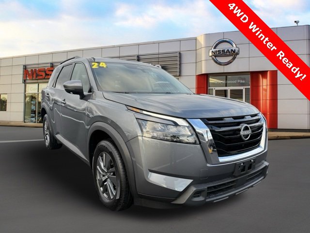 Certified 2024 Nissan Pathfinder SV image 1