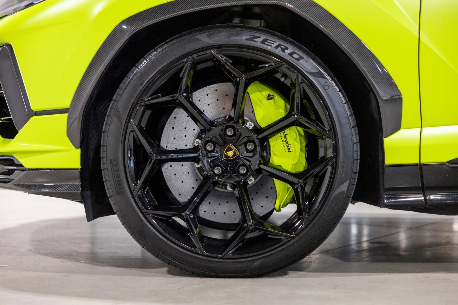 Used 2024 Lamborghini Urus Performante image 21