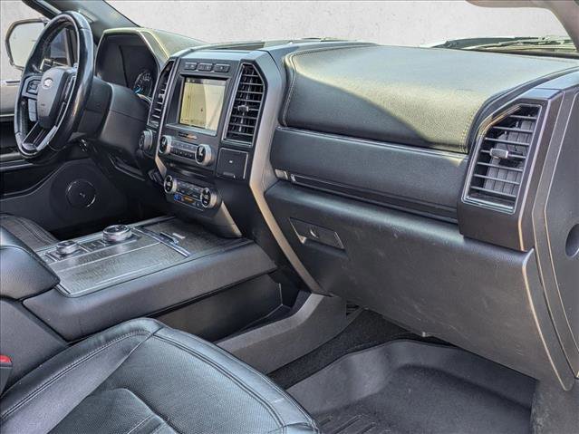 Used 2018 Ford Expedition Limited w/ Equipment Group 301A AWD/4WD image 24