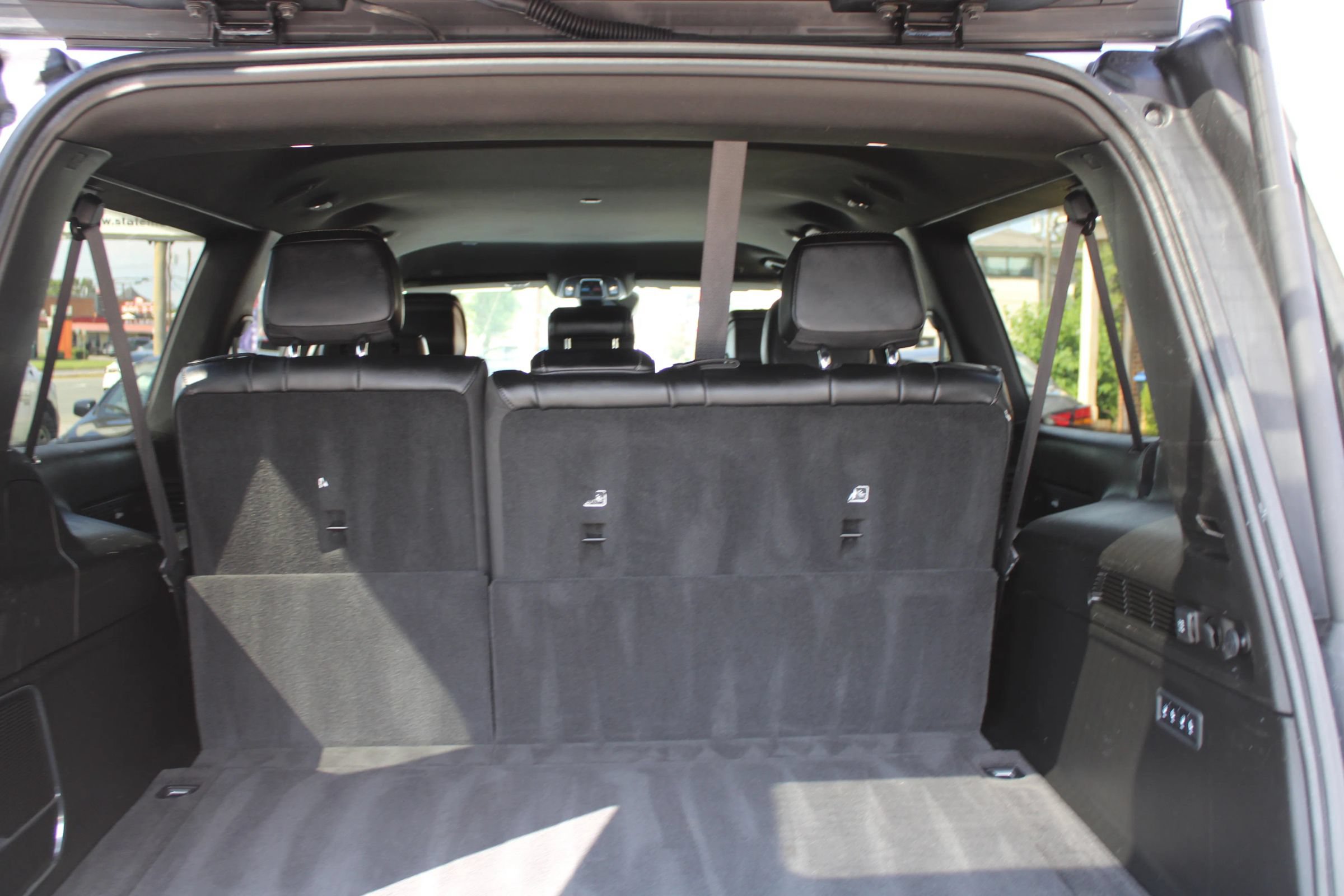 Used 2024 Jeep Wagoneer L Series II w/ Flexible Seating Group AWD/4WD image 23