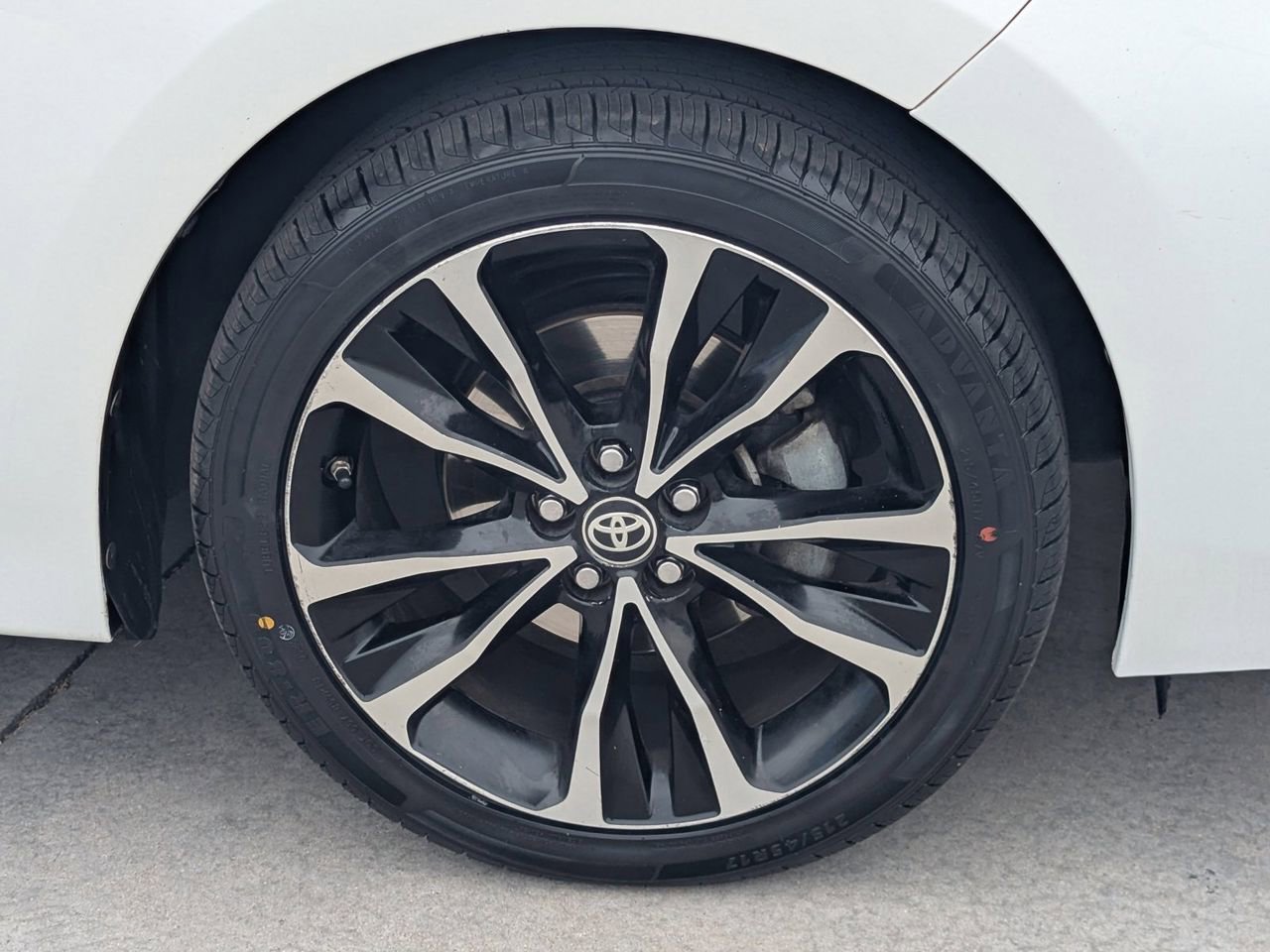 Used 2019 Toyota Corolla SE image 7