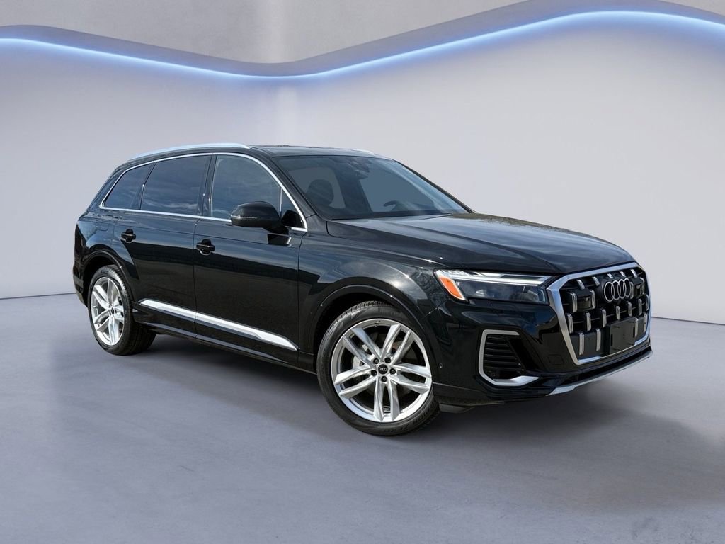 Used 2025 Audi Q7 3.0T Premium Plus AWD/4WD image 2