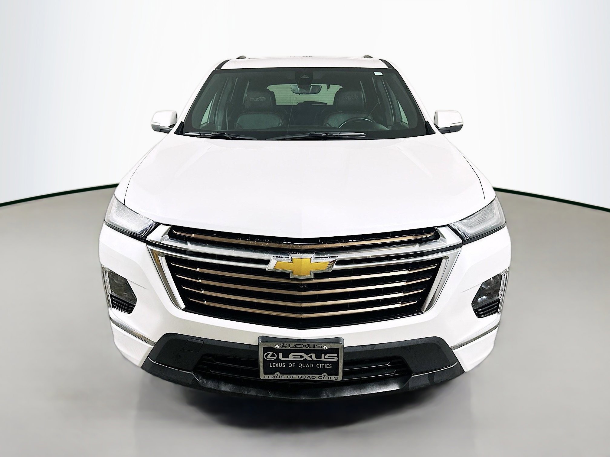 Used 2023 Chevrolet Traverse High Country image 2