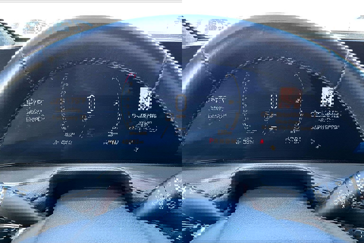 Used 2024 Cadillac XT4 Premium Luxury image 13